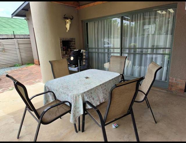 3 BEDROOM PROPERTY TO RENT IN QUEENSWOOD